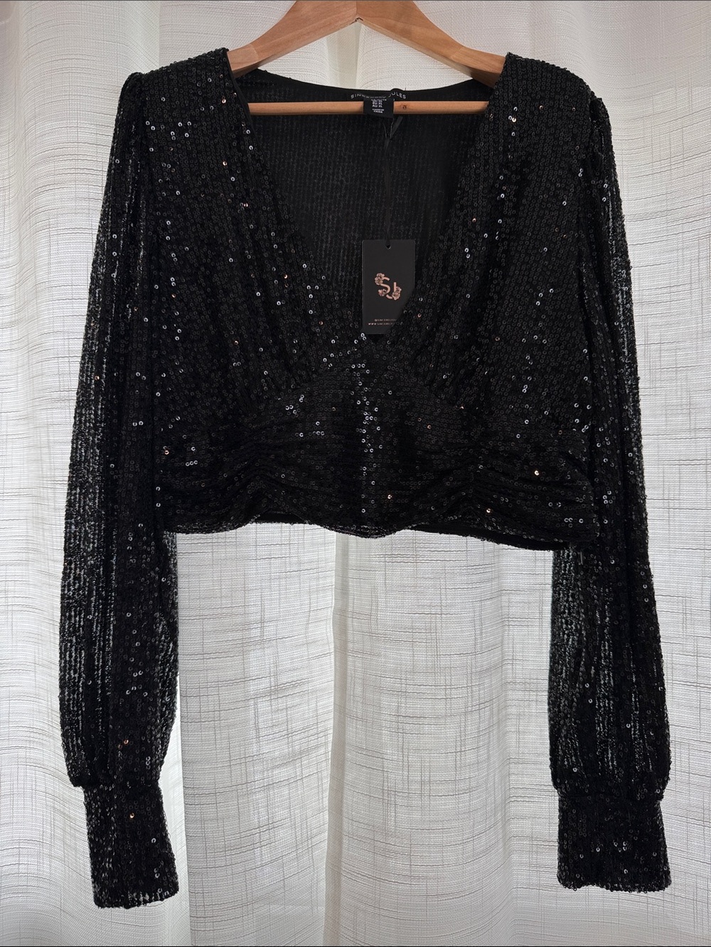 NWT Black Sequin Long Sleeve V-Neck Crop Top XL